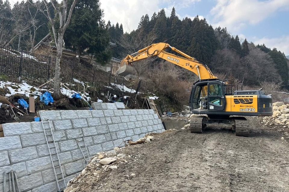 公共事業 河川ブロック災害復旧工事の画像